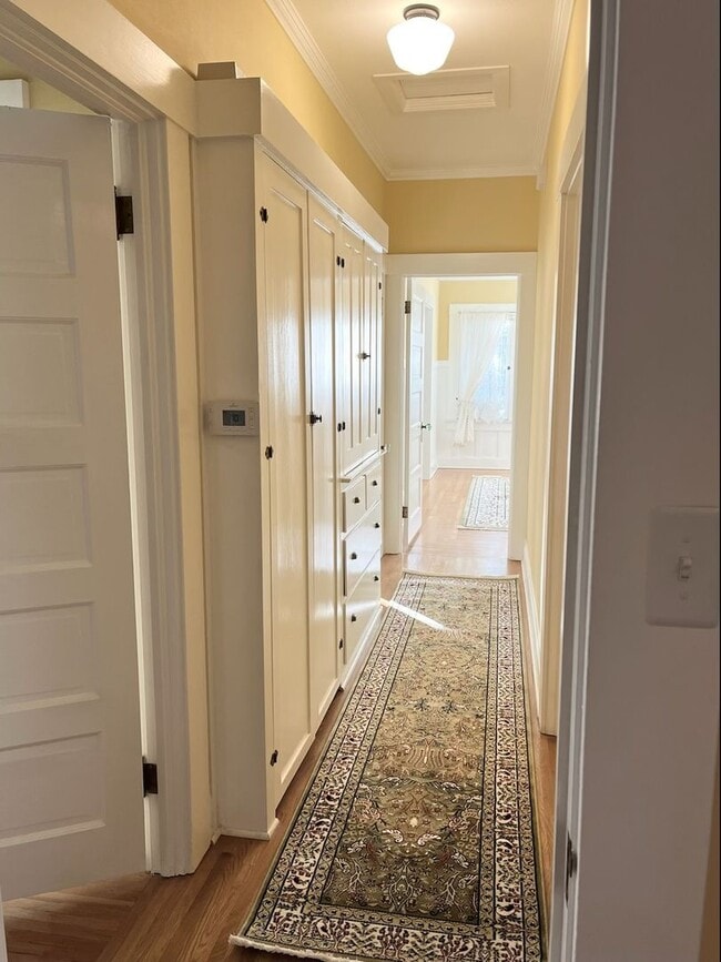 Building Photo - BEAUTIFUL, HISTORIC HOME IN THE HEART OF D...
