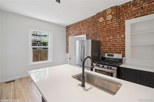 Building Photo - 3817 Osage St