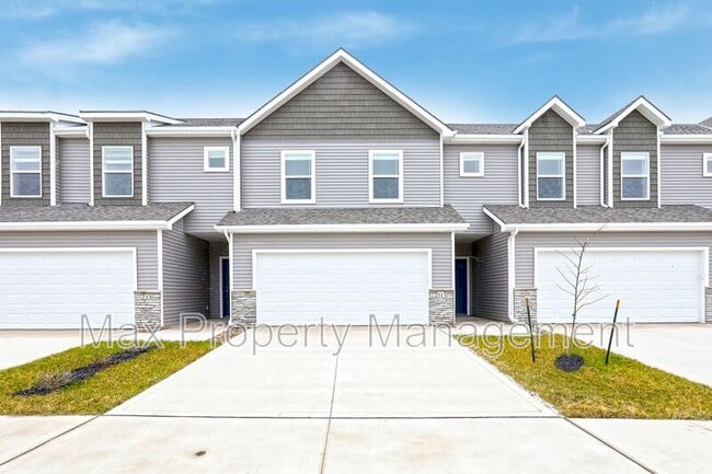 Building Photo - 211 NE Whitetail Dr