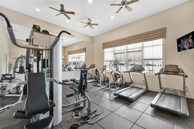 Building Photo - 10574 NW 70th Ln