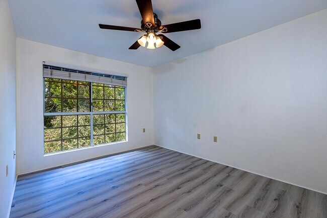 Building Photo - Unfurnished, 2 Bed, 1.5 Bath at Keonekai Villages