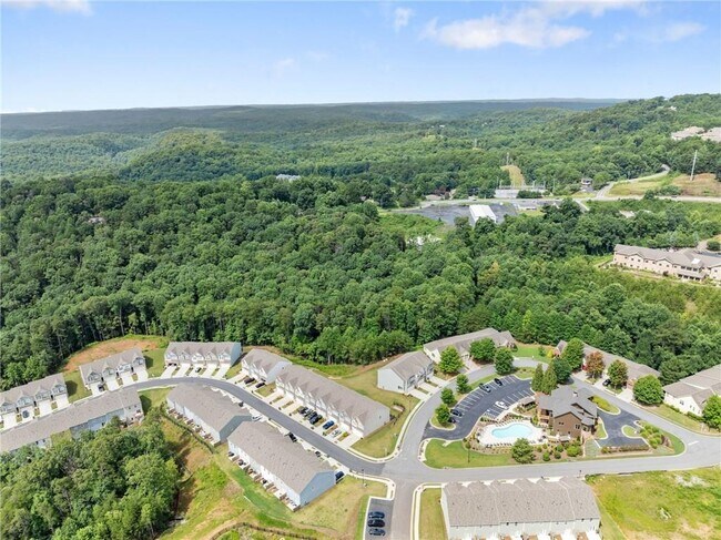 Building Photo - 300 Stoneybrook Dr