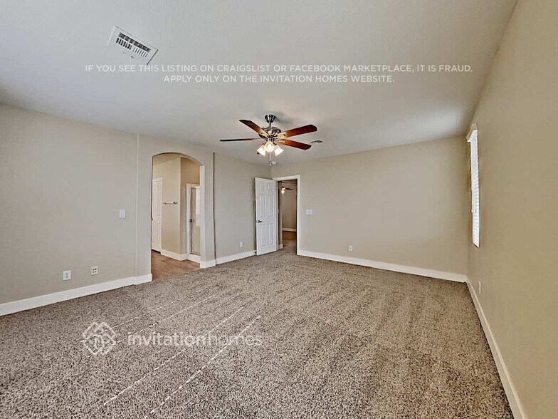 Building Photo - 8407 Lucero Ave