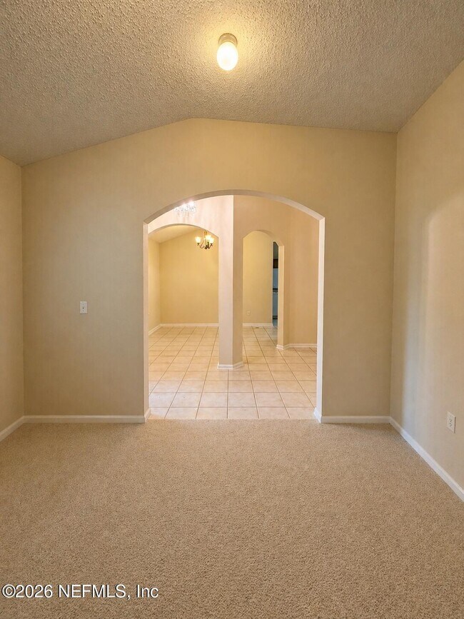 Building Photo - 3150 Highland Grove Dr