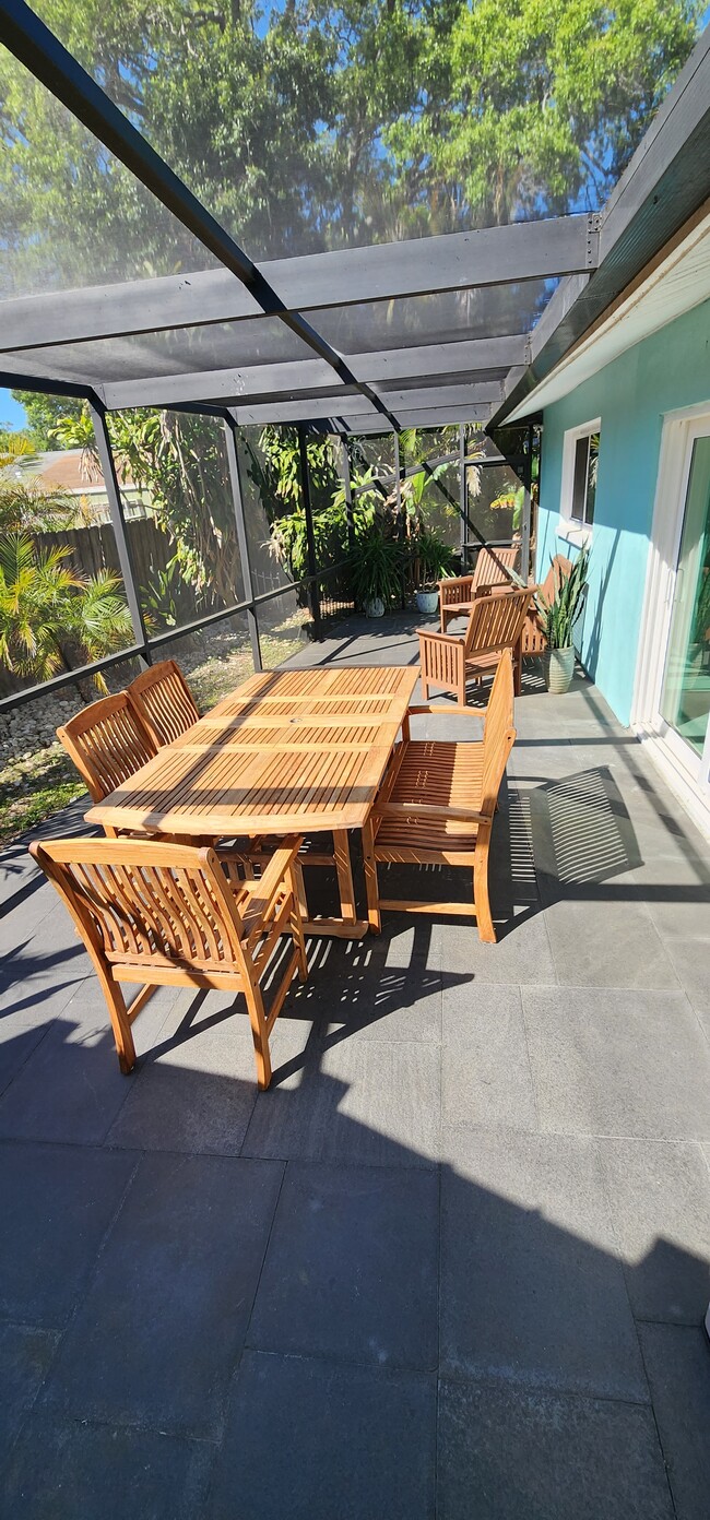 Building Photo - 601 Heritage Ln