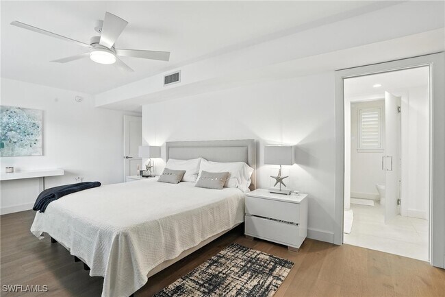 Building Photo - 9517 Gulf Shore Dr