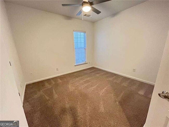 Building Photo - 319 Dexter Dr