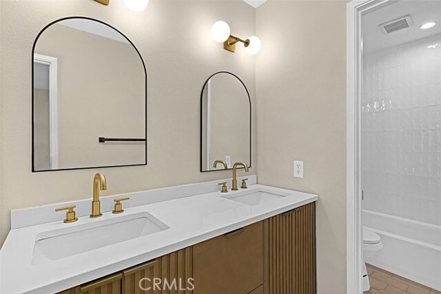 Building Photo - 6679 Linda Vista Rd