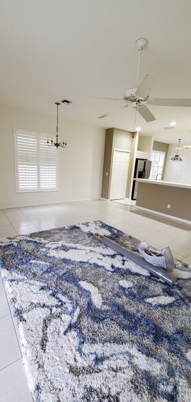 Building Photo - 407 Crossfield Cir