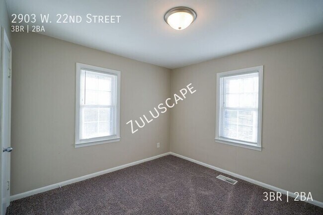 Building Photo - 2903 W 22nd St