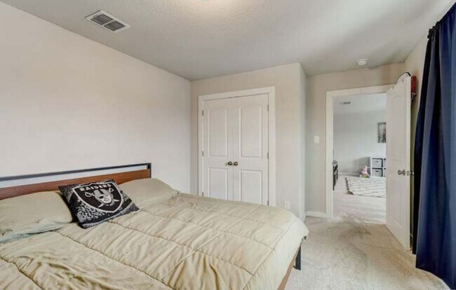 Building Photo - **Your Dream Home Awaits in Gated Ladera!*...
