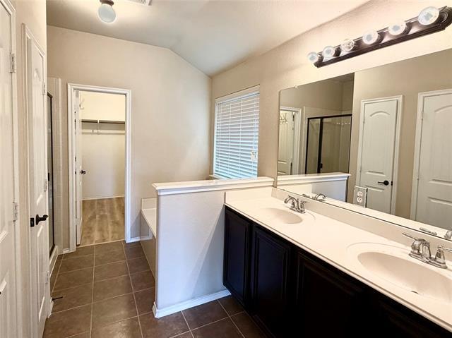 Building Photo - 1106 Ellis Rd