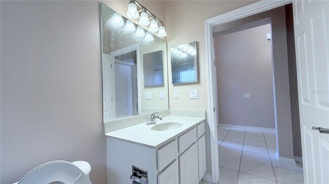 Building Photo - 4712 Mapletree Loop