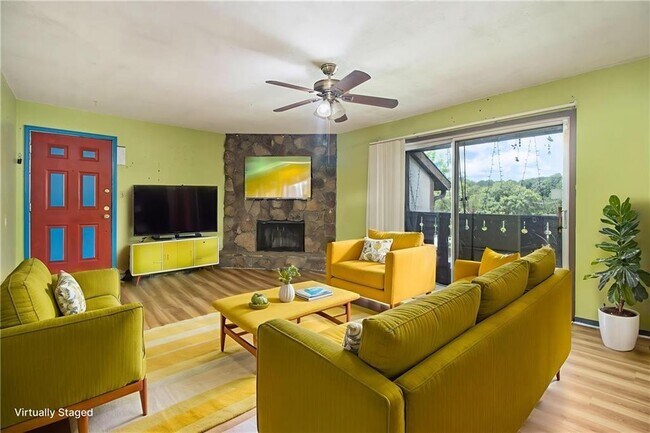 Building Photo - 112 Camelot Dr