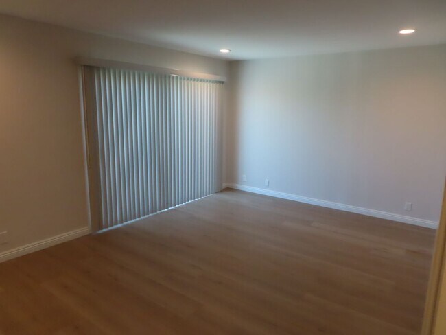Building Photo - 2160 Leighton Ct