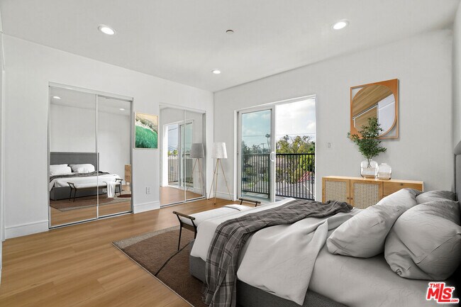 Building Photo - 2057-2054 S Garth Ave