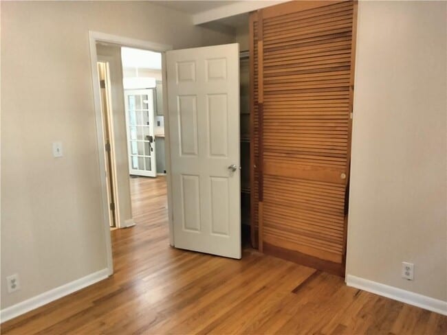 Building Photo - 1009 Verdi Way