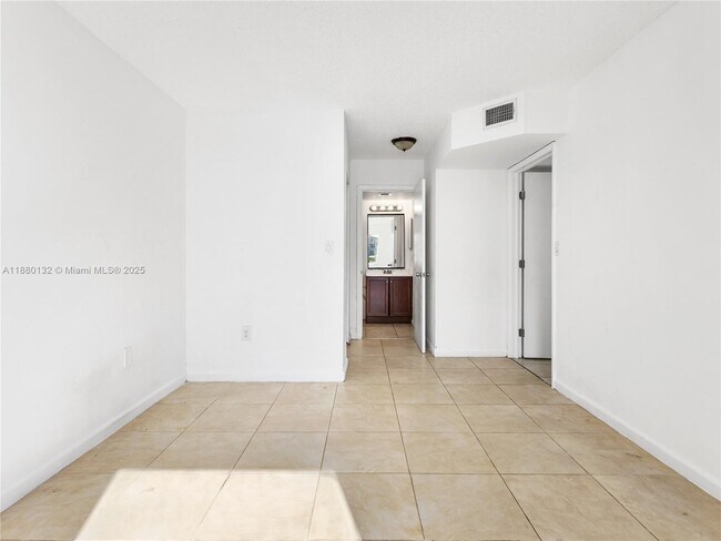 Building Photo - 15221 SW 80th St