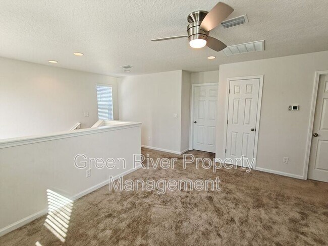 Building Photo - 5138 Sawmill Pt Wy