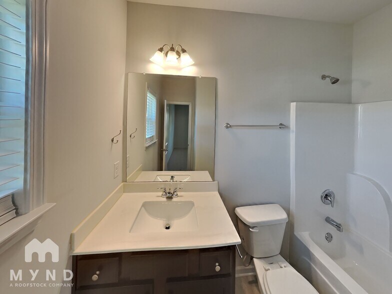 Building Photo - 7725 Farrow Pass Cir