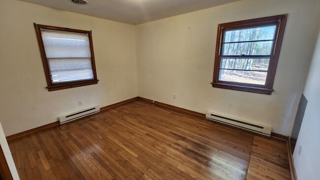 Building Photo - King William Rural Home for Rent