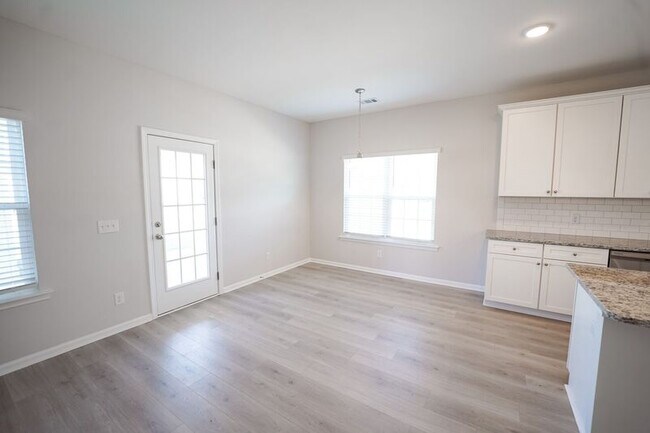 Building Photo - 125 Chilburn Cir