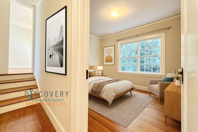 Building Photo - Upper Rockridge 3 Bedroom Home Coming Soon!
