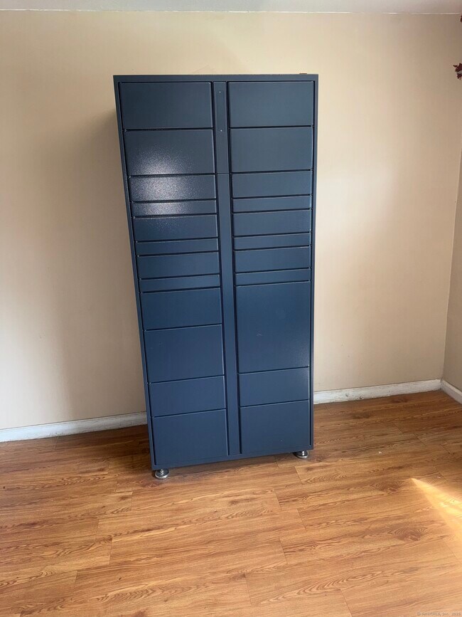 Building Photo - 20 Clermont St