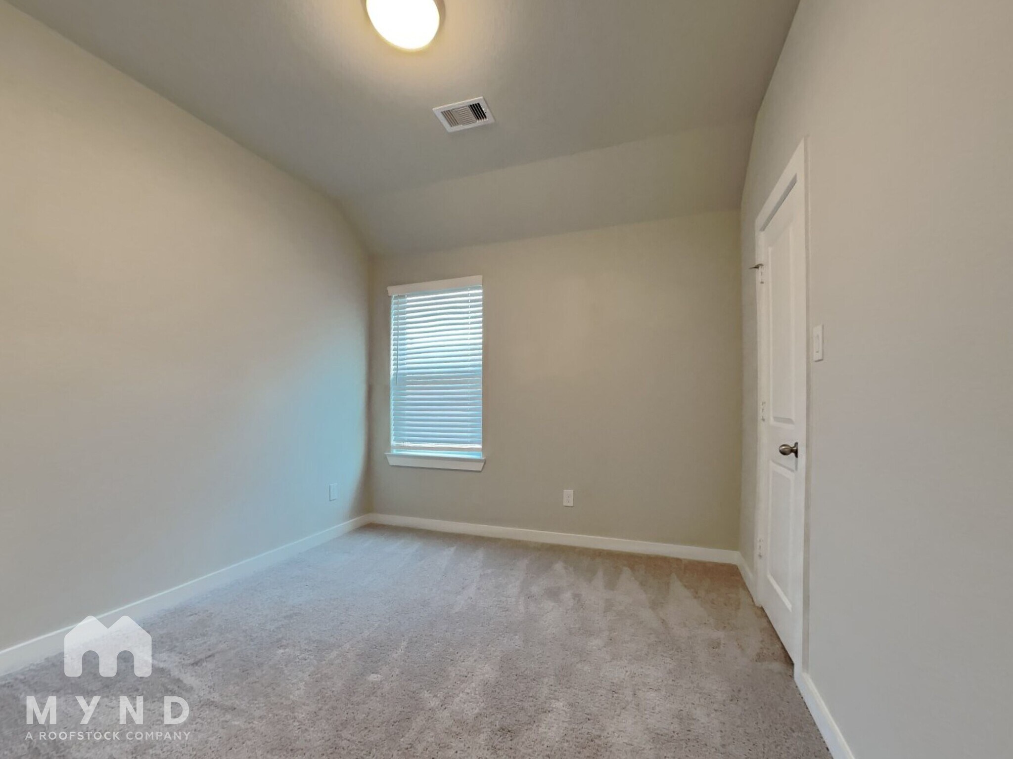 Building Photo - 734 Lacebark Elm Trl