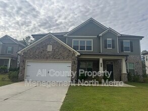 Building Photo - 7870 Tiberon Pkwy