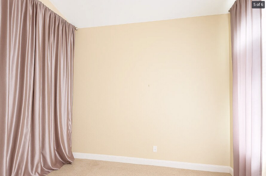 Building Photo - 33 Via de Luccia