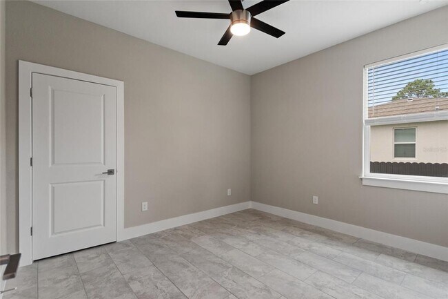 Building Photo - 3327 Trapper Ln