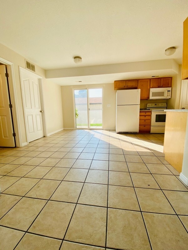 Building Photo - 428 E Park Oak Pl
