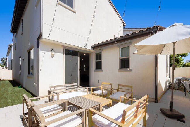 Building Photo - 7351 Wisteria Ln
