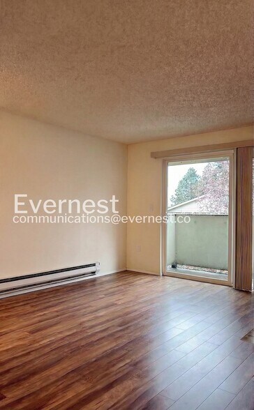 Building Photo - 1150 NE Sunset Blvd