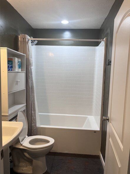 Building Photo - 769 Hardy Rd