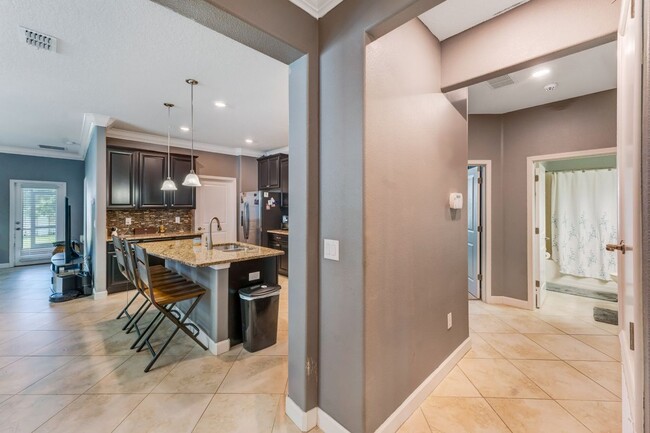Building Photo - 13156 Green Violet Dr