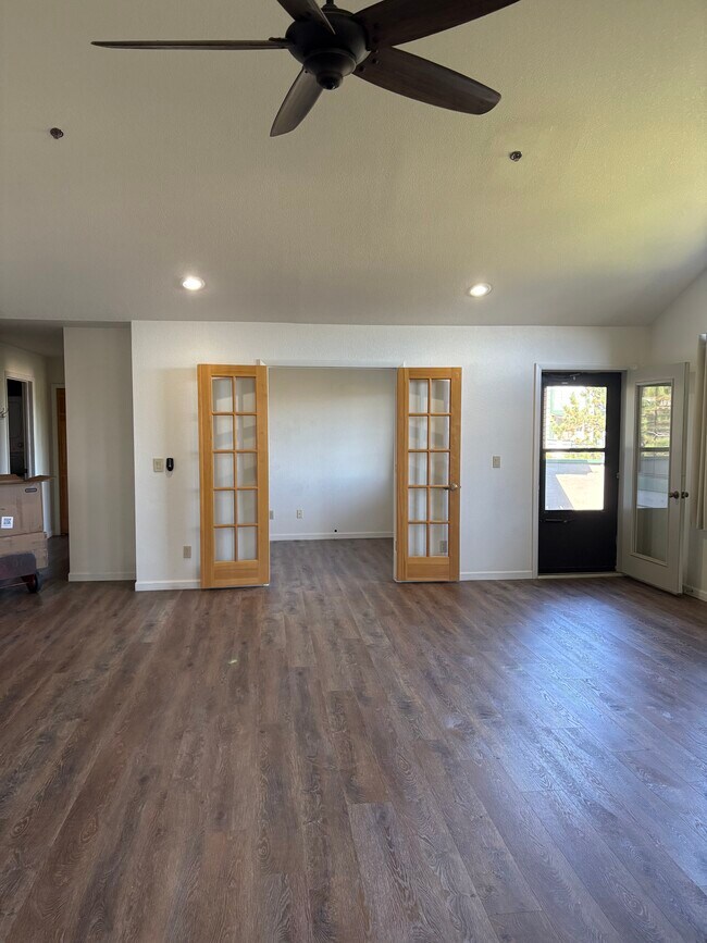 Building Photo - 31719 Rocky Village Dr