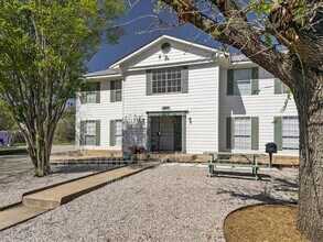 Building Photo - 3432 Willowrun Dr