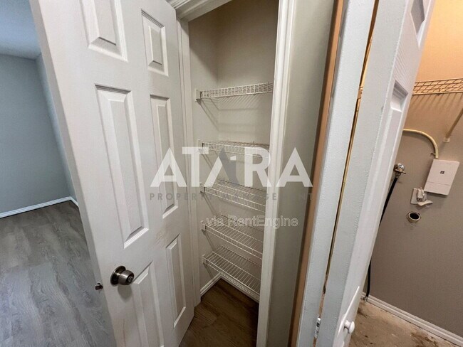 Building Photo - 4990 W 4850 S