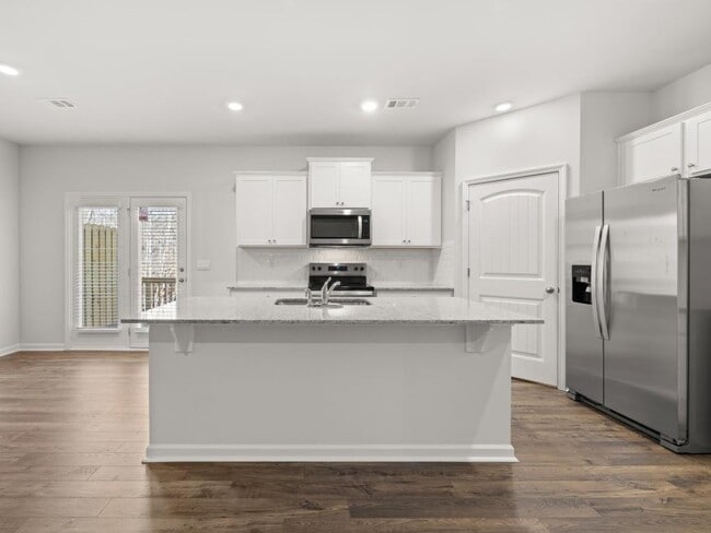 Building Photo - 30 Robinson Ridge