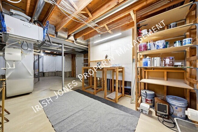 Building Photo - 109 Ashwood Ln
