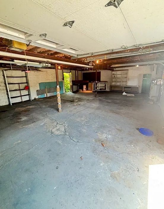 Building Photo - 15 Froelich Ave