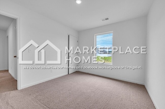 Building Photo - 76 Orchid Ln