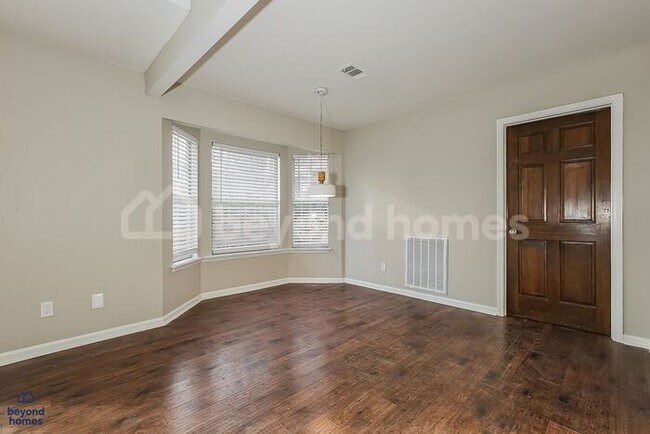 Building Photo - Charming 3-Bed / 2-Bath Single-Story Home in Little Rock with 1,554 Sq Ft of Space!