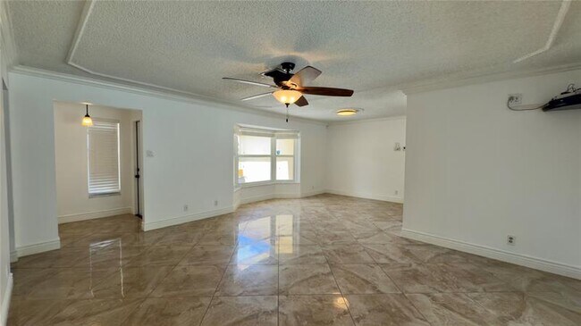 Building Photo - 6957 NW 9th Ct