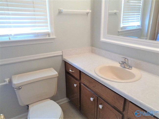 Building Photo - 118 Eva Ct