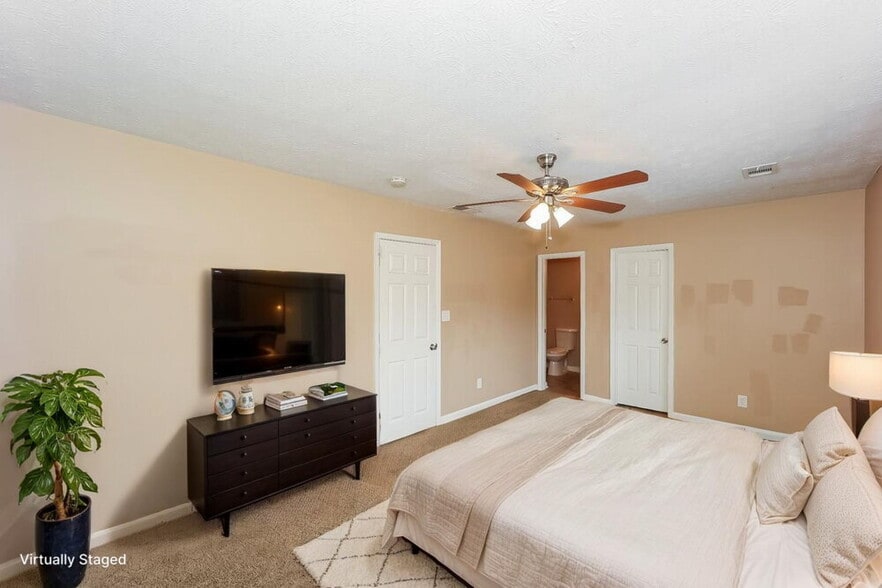 Building Photo - 8194 Canyon Forge Dr