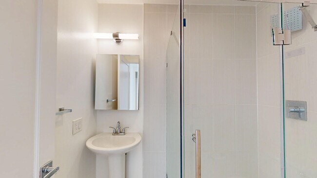 Building Photo - 1408 California St