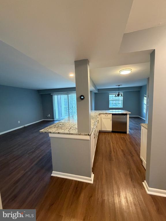 Building Photo - 117 Castletown Rd